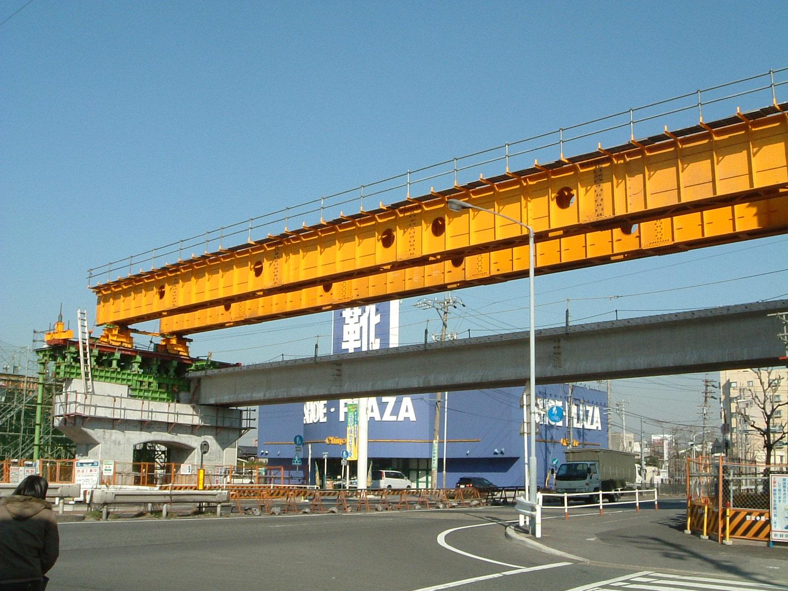 荒子川公園駅高架橋