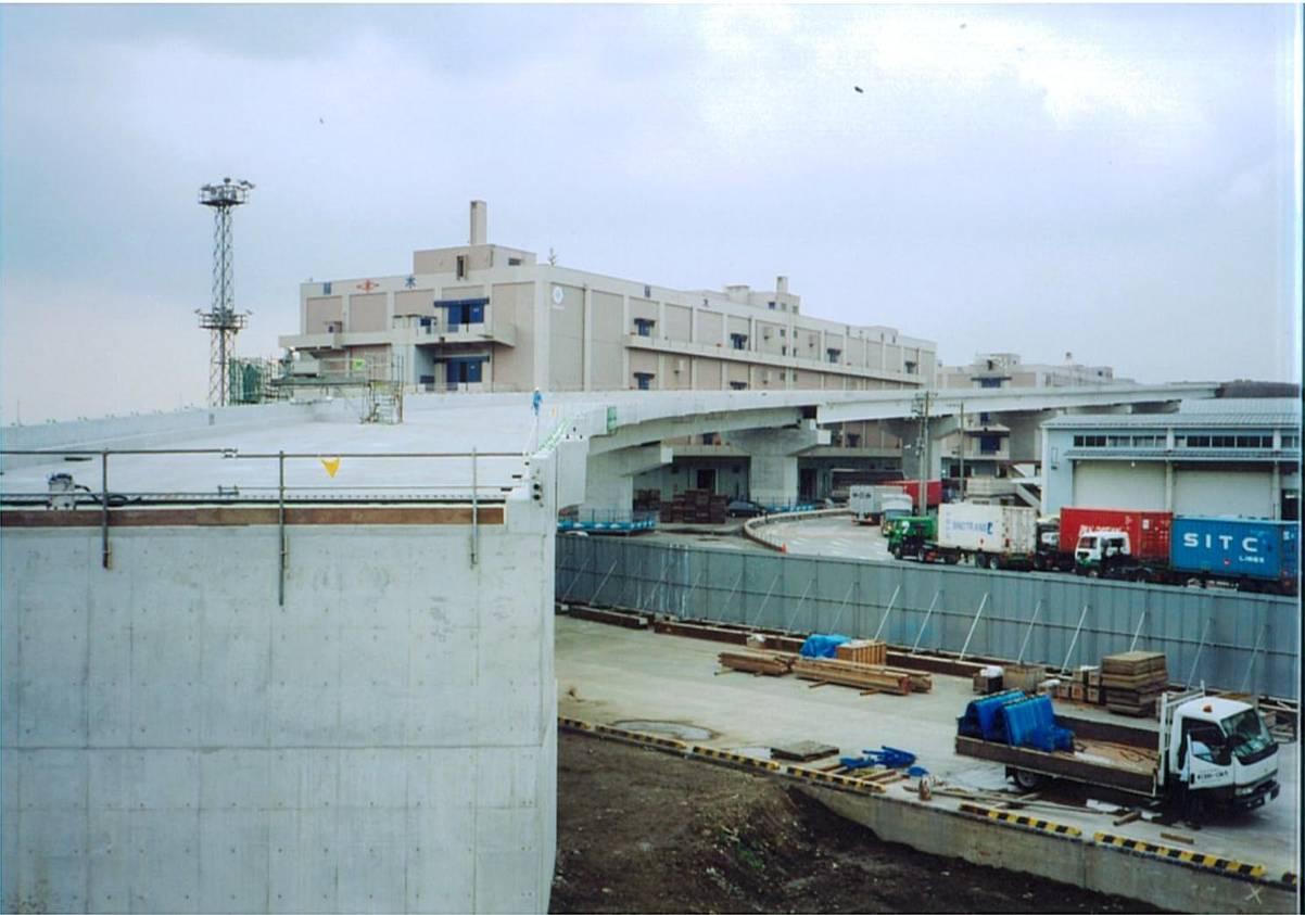 横浜港本牧地区道路高架橋（その３）