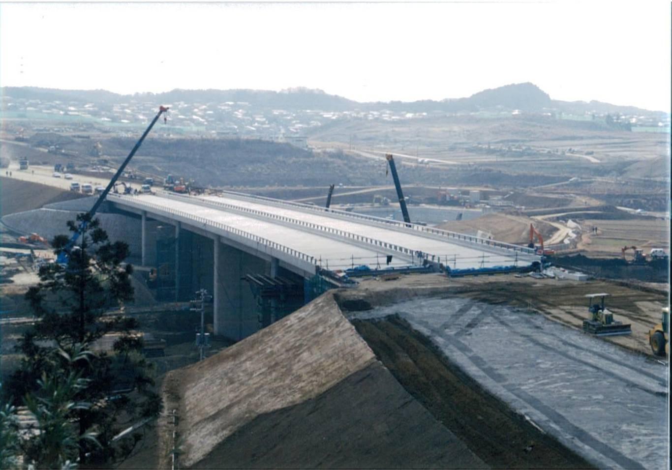 館山自動車道鳥田川橋